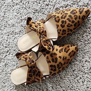 Chase + Chloe Flats